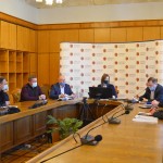 Робоча нарада щодо карстового провалля у селі Піск...