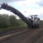Дорожники ремонтують автошлях Грабовець – Вихопні ...