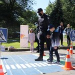 Захистити та допомогти: Жовківська ОТГ першою впро...
