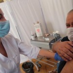 Вчора на Львівщині провакцинували 2411 осіб , з ни...