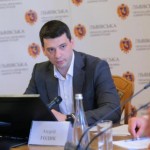 Співвласники будинків зобов’язані укласти договори...