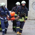 Як діяти у надзвичайних ситуаціях: для виконавчих ...
