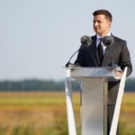 «Ми разом піднімаємо прапор і маємо піднімати Укра...