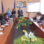 Громади продовжують безоплатно навчати щодо особли...