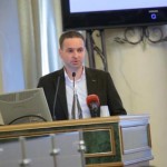 Серед померлих від ковіду 52% - чоловіки: аналіз е...