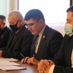 Для п’ятьох дітей з числа дітей-сиріт закуплять жи...