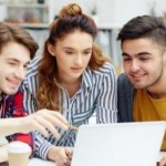 Стипендії, конкурси, молодіжні ініціативи – у цент...