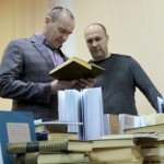 Українським воїнам передали україномовні книги