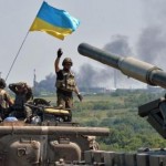 Українські військові відвоювали місто Щастя на Луг...