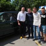 Ще дві машини поїдуть зі Львівщини на передову – д...