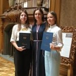 Ще дві волонтерки, якими пишається наш район - Анд...