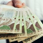 З 1 січня 2023 року виплачувати соціальну допомогу...