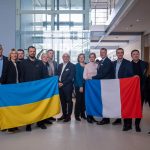 Пацієнти, які потребують протезування чи реконстру...