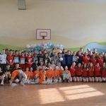«Пліч-о-пліч» згуртовує: шкільні спортивні змаганн...