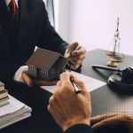 Як спадкоємцям поділити майно?