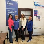Мешканці Лапаївки, постраждалі від обстрілу, отримали допомогу в реєстрації на виплати від УВКБ ООН та консультації щодо «єВідновлення»