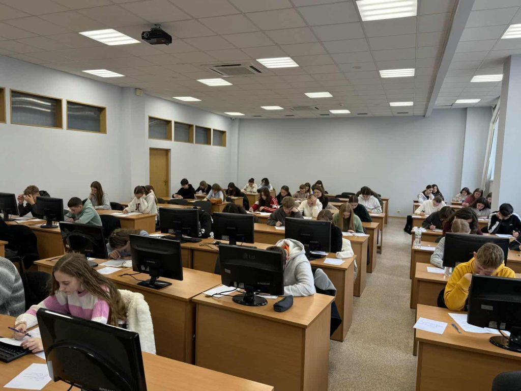 олімпіади з фізики та правознавства, фотозвіт