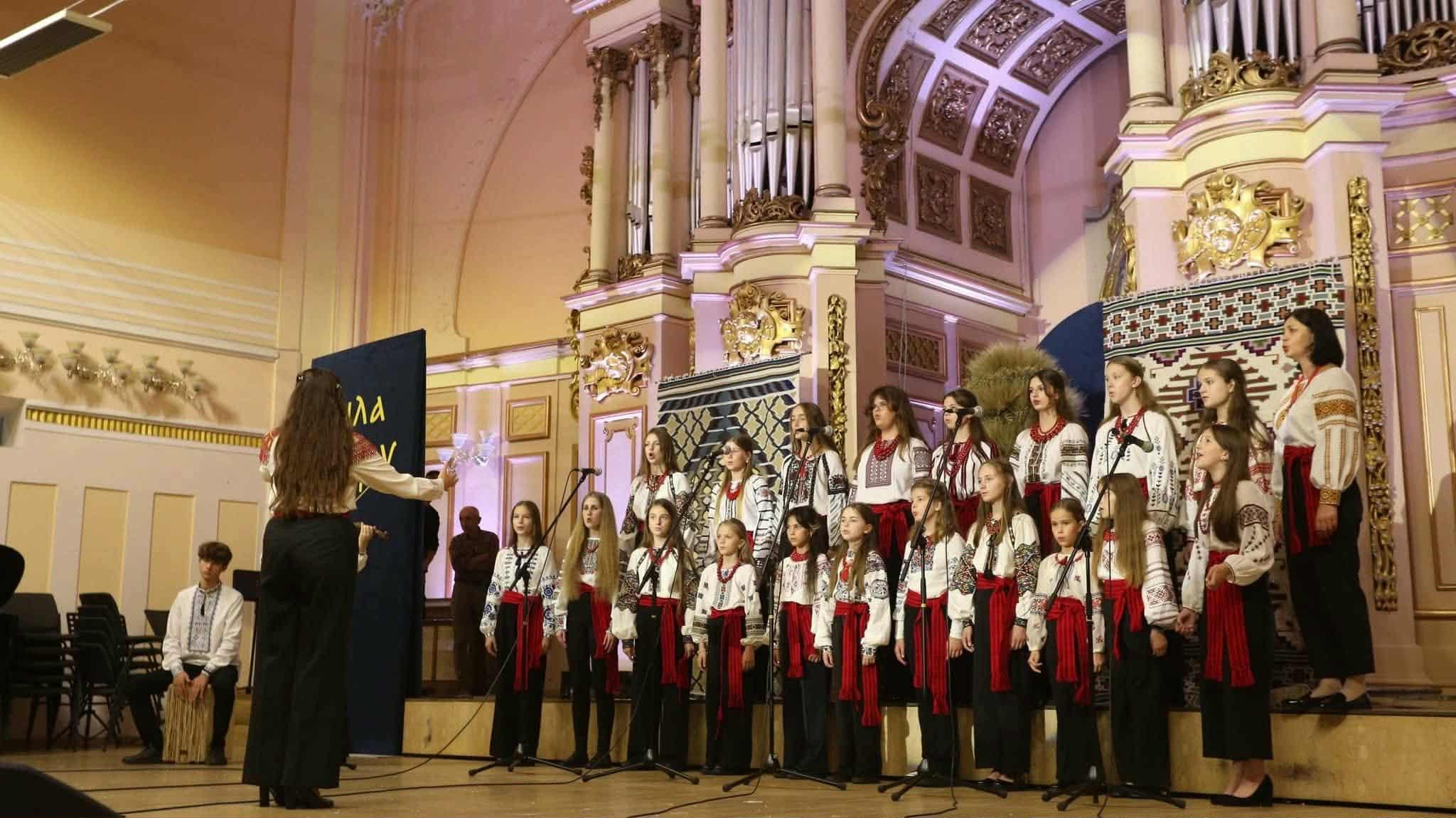 дитячий хор оброшинської школи мистецтв