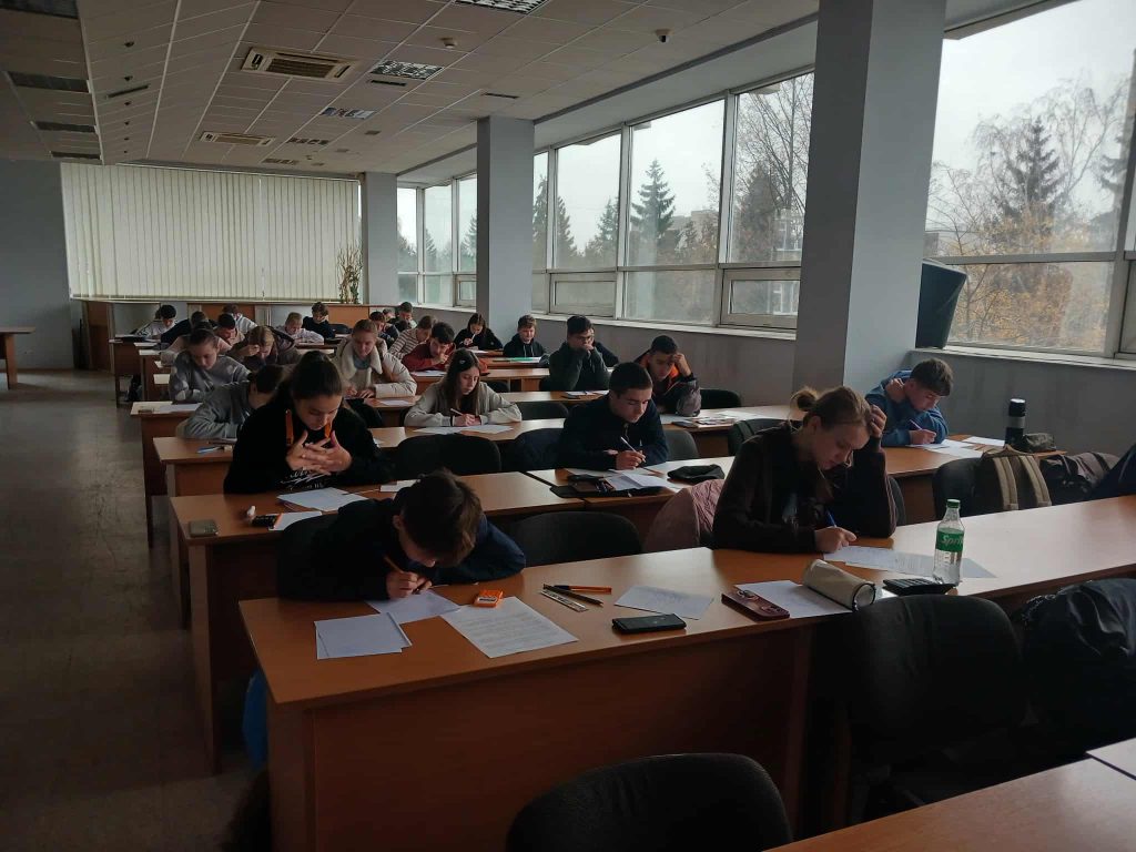 олімпіади з фізики та правознавства, фотозвіт