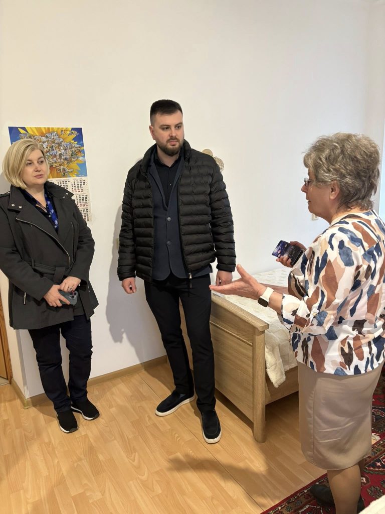 відвідування центрів тимчасового перебування внутрішньо переміщених осіб, фотозвіт