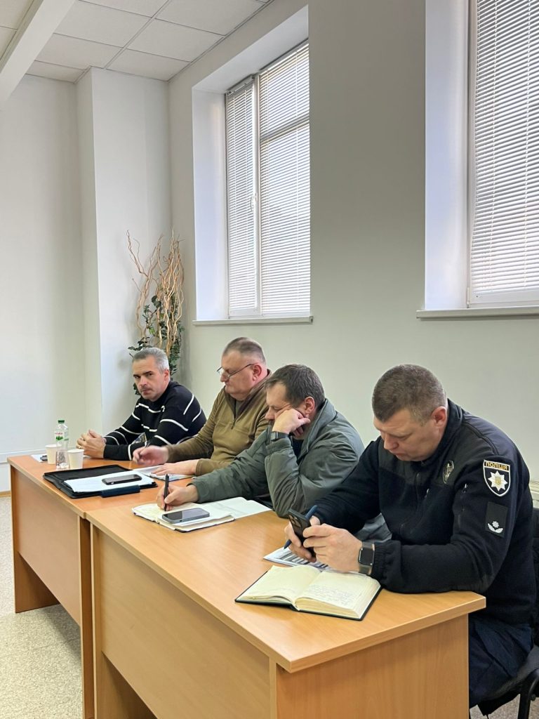 нарада з приводу мобілізації, фотозвіт