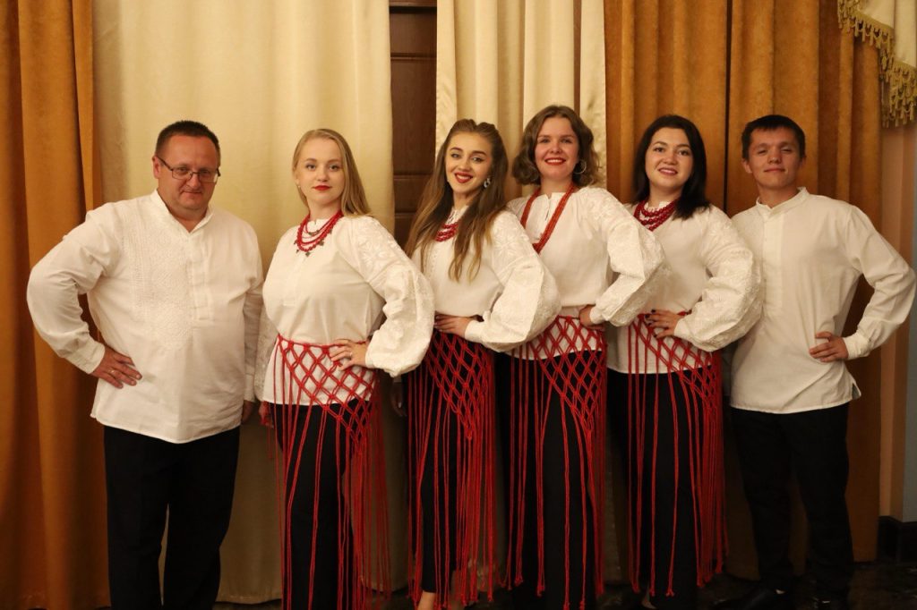 ансамбль крила, фотозвіт