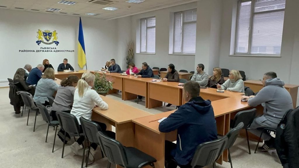 нарада щодо плія-о-пліч, фотозвіт