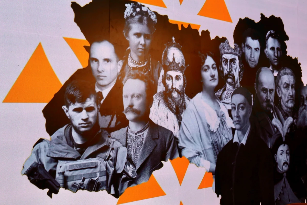 обличчя видатних людей в контурі мапи України