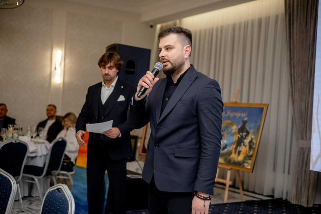 благодійний аукціон, фотозвіт