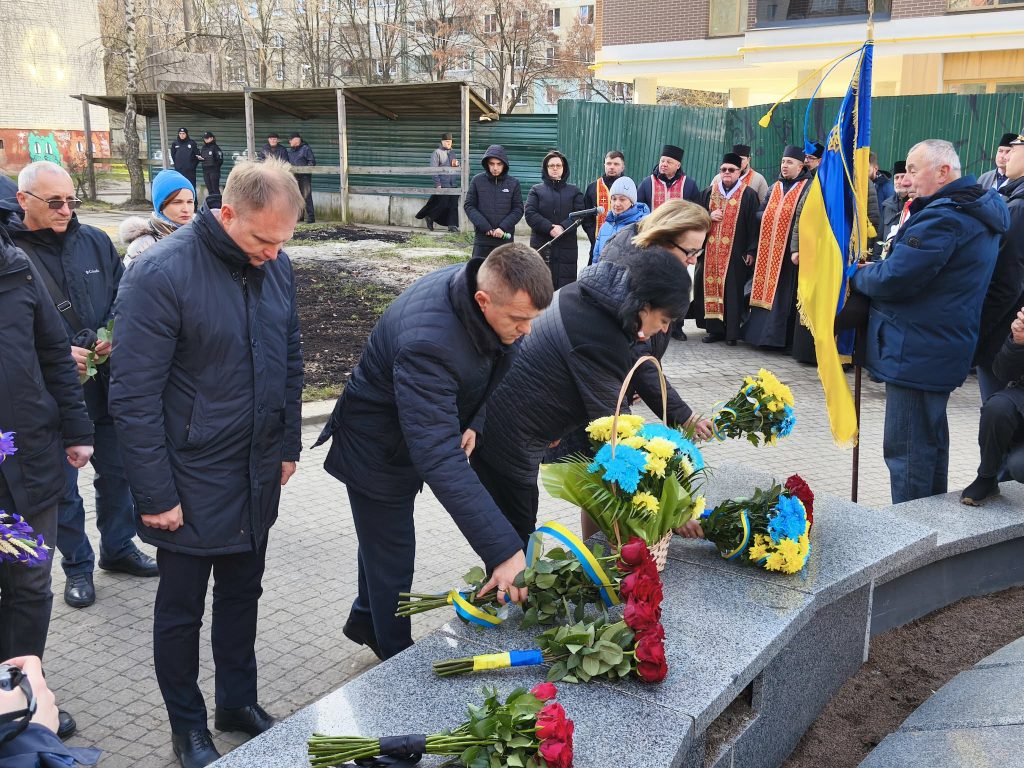 покладання квітів, фотозвіт