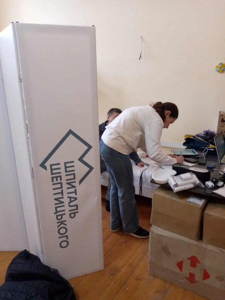 медична допомога, фотозвіт