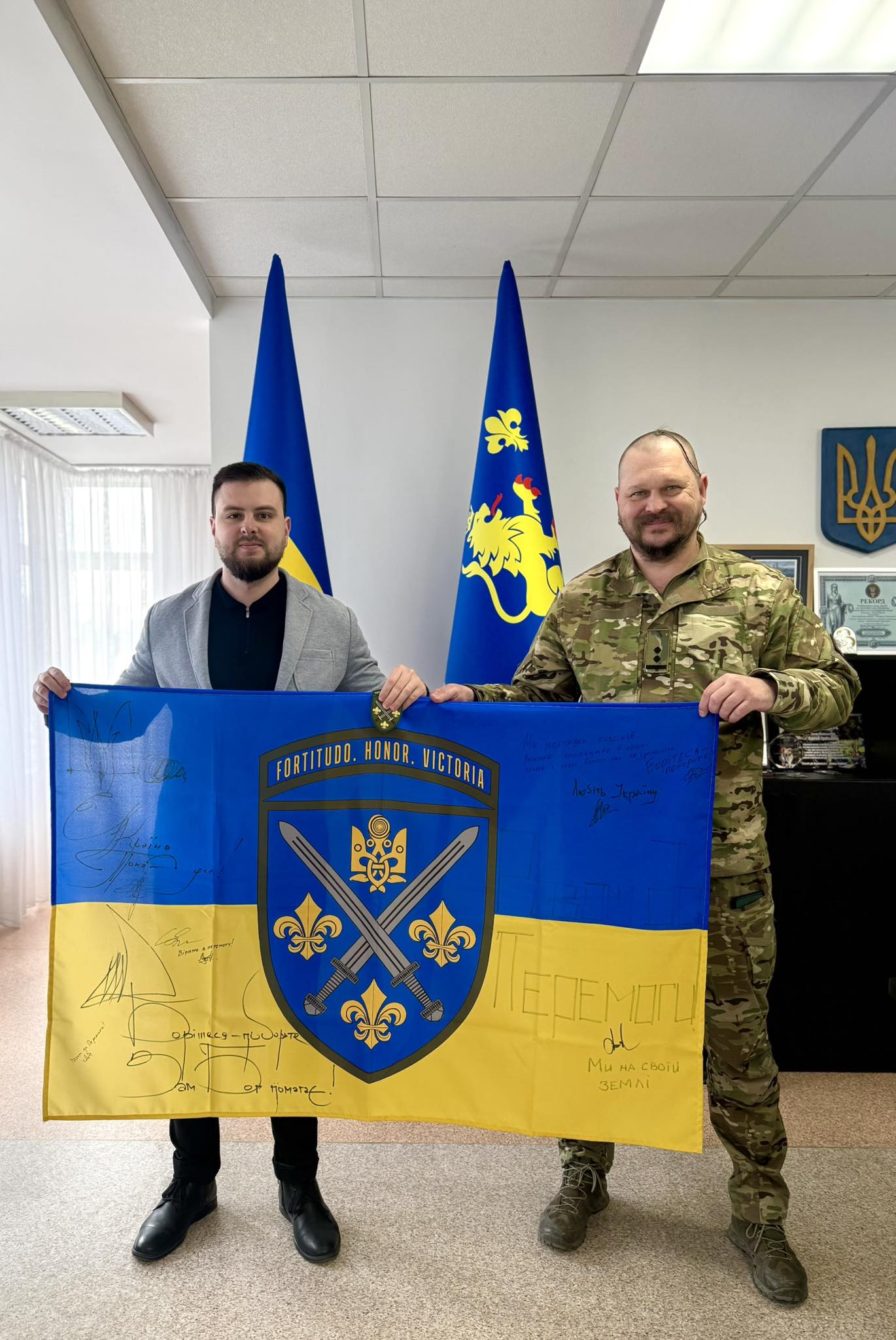 павло грабський та іван татауров