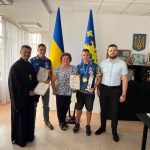Голова Львівської РДА Павло Грабський привітав Романа Марківа, чемпіона Європи з карате серед юніорів, що вілбувся у Батумі